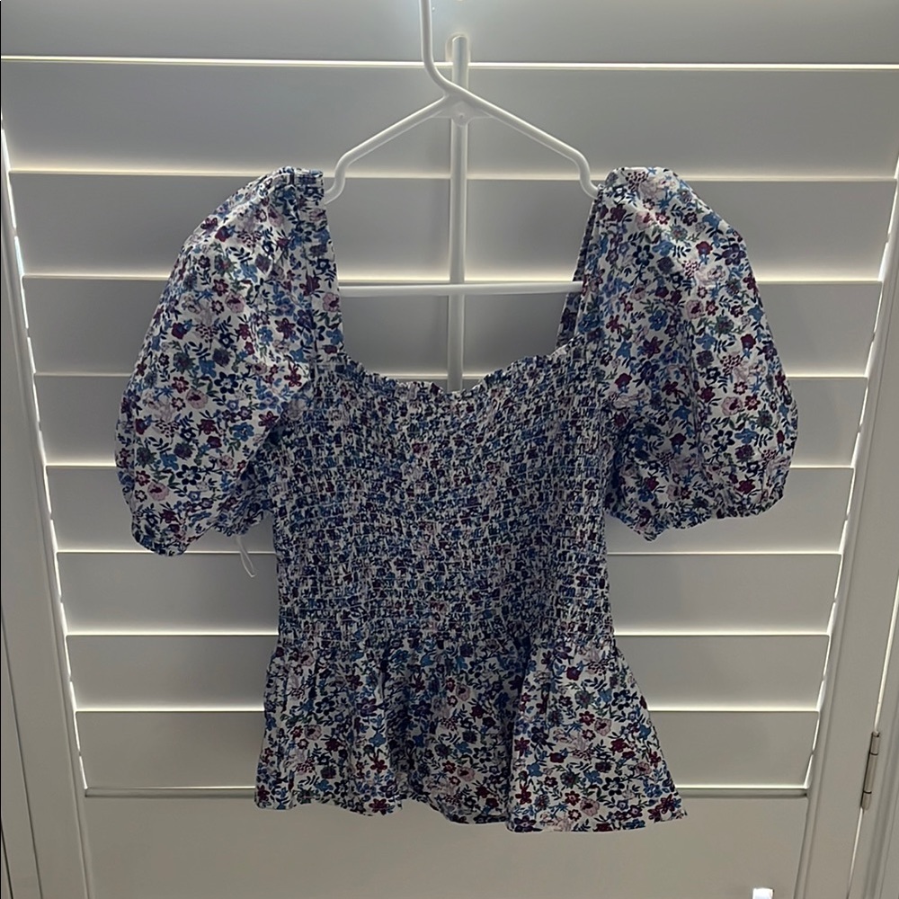 Floral Puff Sleeve Top